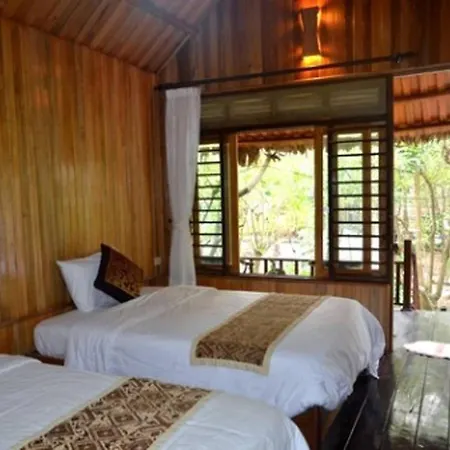 Room In Boat